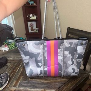 Grey camo neoprene purse/tote.